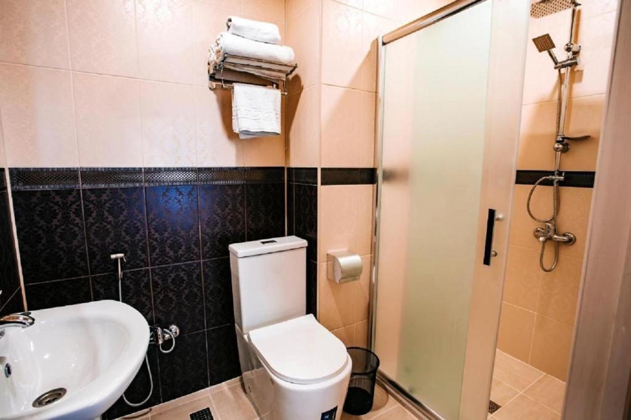 Donna Hotel Baku Exterior photo